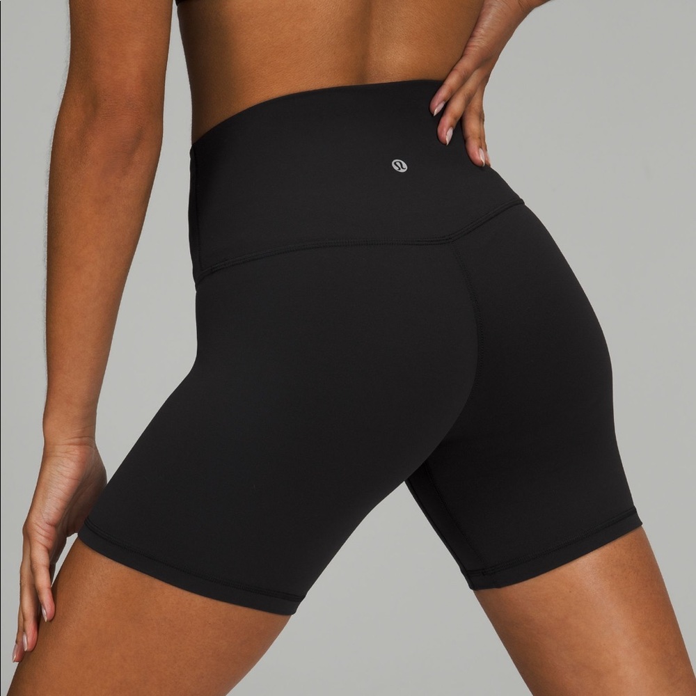 Lululemon size 6 black align shorts worn once!